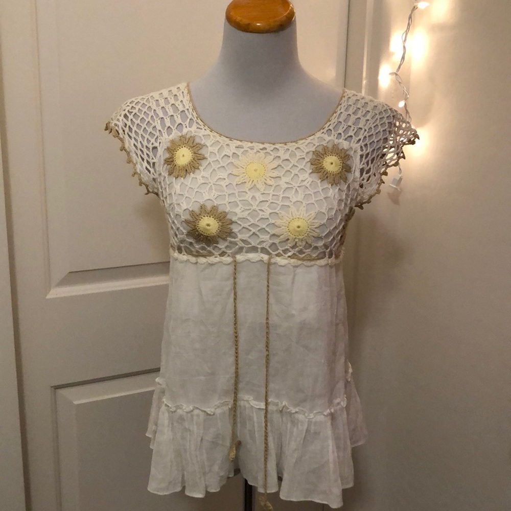 White crochet boho top size small